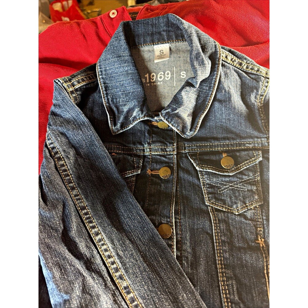 GapKids 1969 Blue Denim Jacket S Regular Fit Button Front Long Sleeve Pockets
